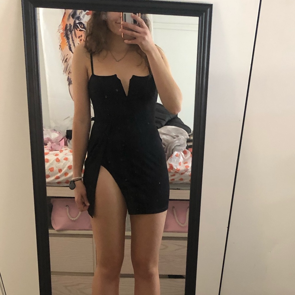 black mini dress